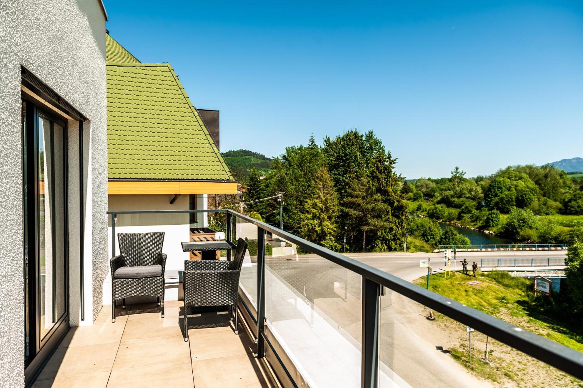 Apartmany Besen Bešeňová Εξωτερικό φωτογραφία