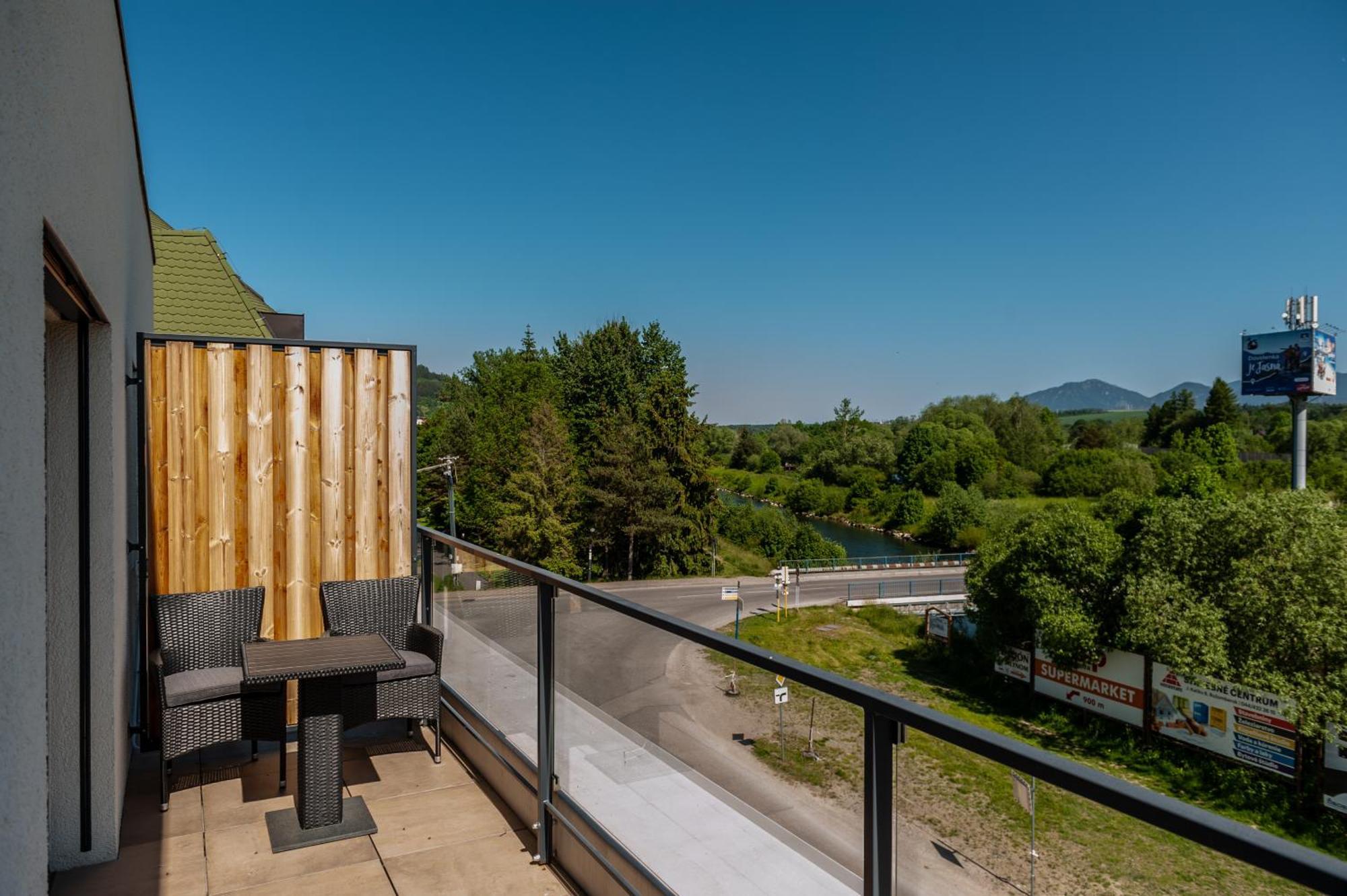 Apartmany Besen Bešeňová Εξωτερικό φωτογραφία